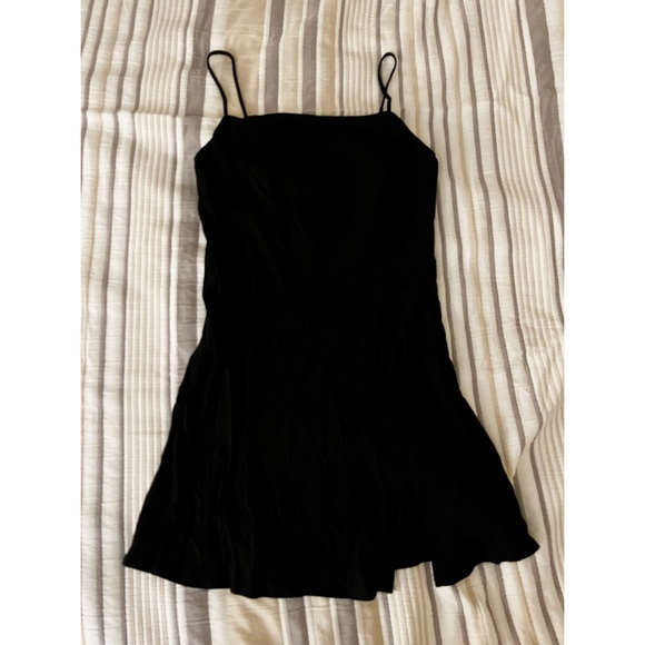 Verge Girl Dresses & Skirts - NWT Verge Girl Slit Mini Dress